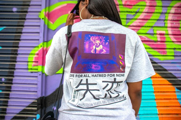 Anime graphic shirt street fashion limited edition sneaker