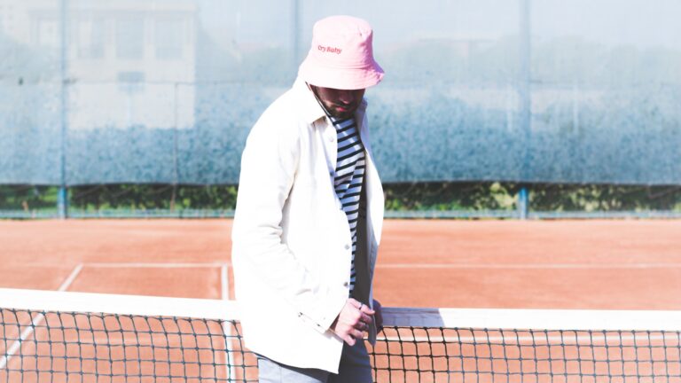 Footballer stadium arrival outfit coat tennis player street