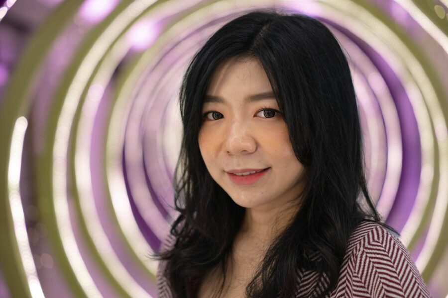 Korean dating studio contestants bright lights
