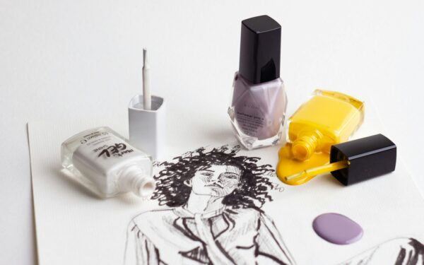 Capsule nail color: how to build a polish wardrobe you actually use
