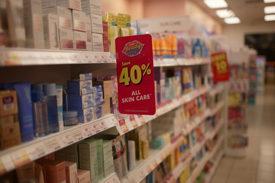 Shopping mall cosmetics