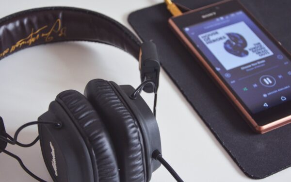 How nostalgic pop playlists became the soundtrack of everyday life