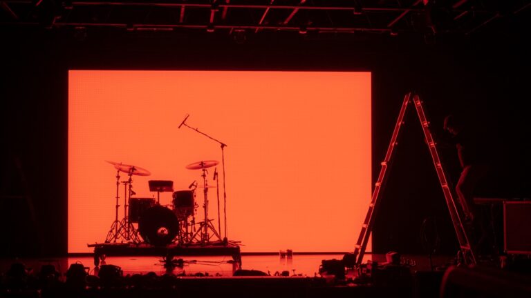 Stage presentation streaming