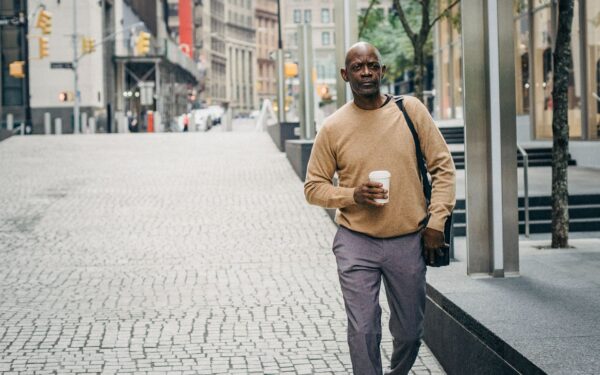 Smart casual decoded: practical style rules for work, dates and weekends
