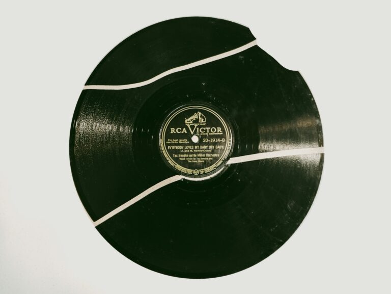 Vinyl records heartbreak